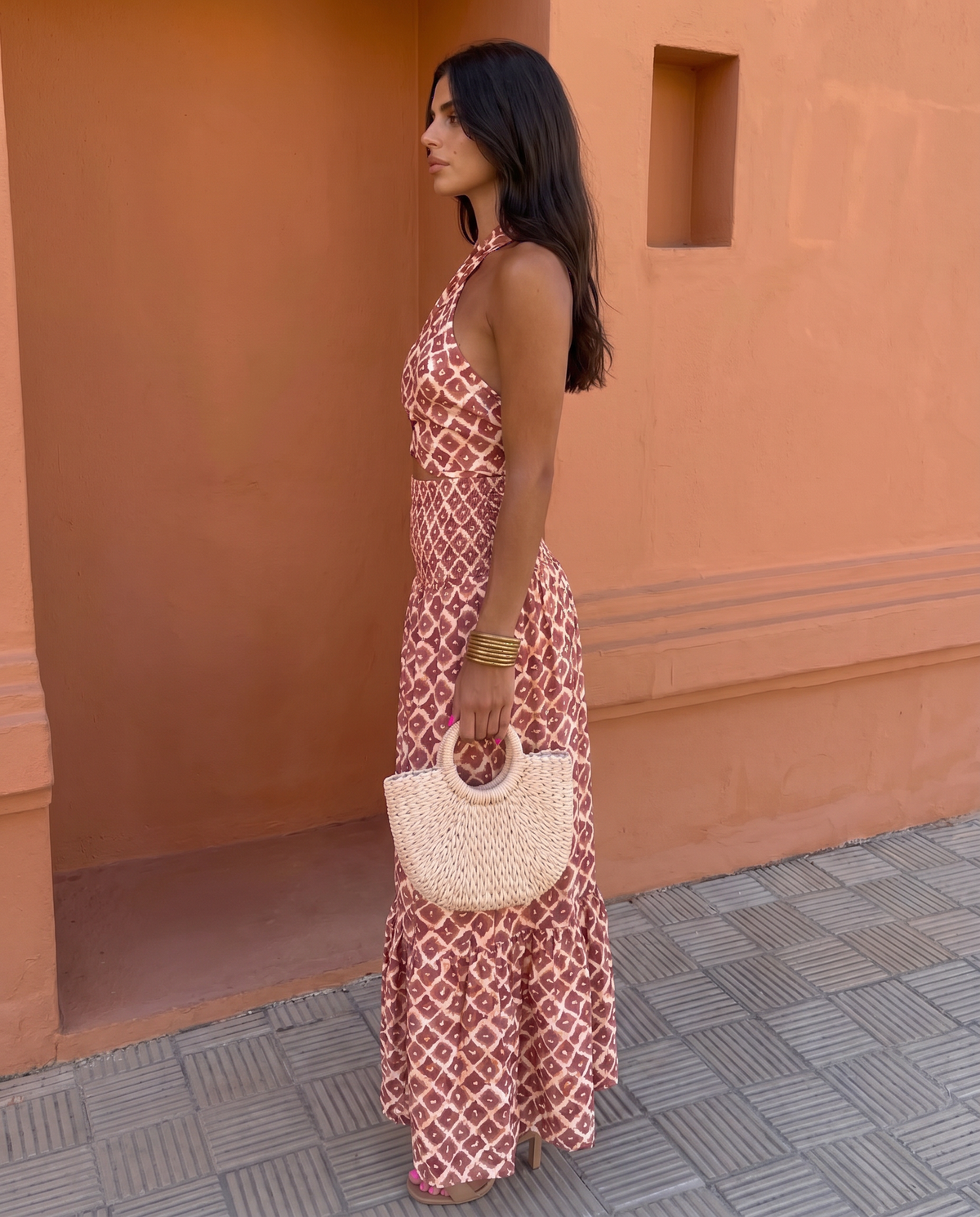 ELSA | CONJUNTO ELEGANTE CON DISEÑO DE HOMBROS DESCUBIERTOS